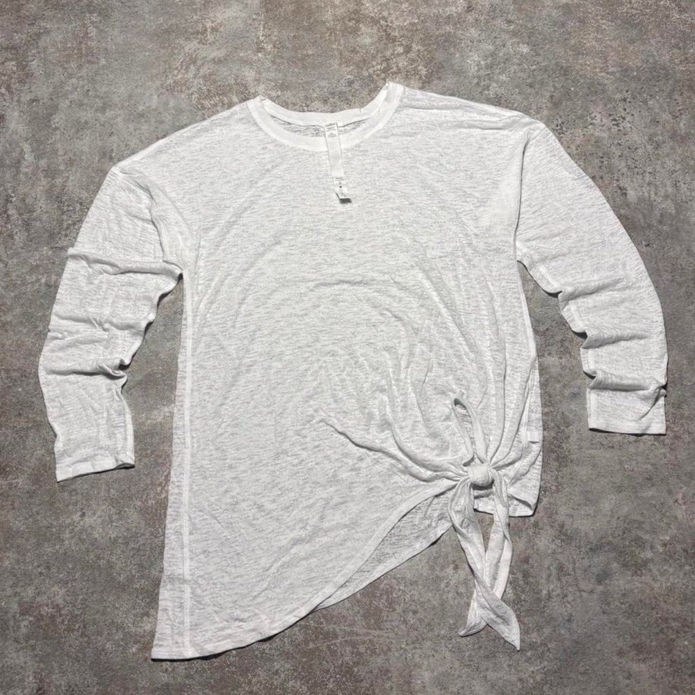 Elegant White Long Sleeve Women's Top